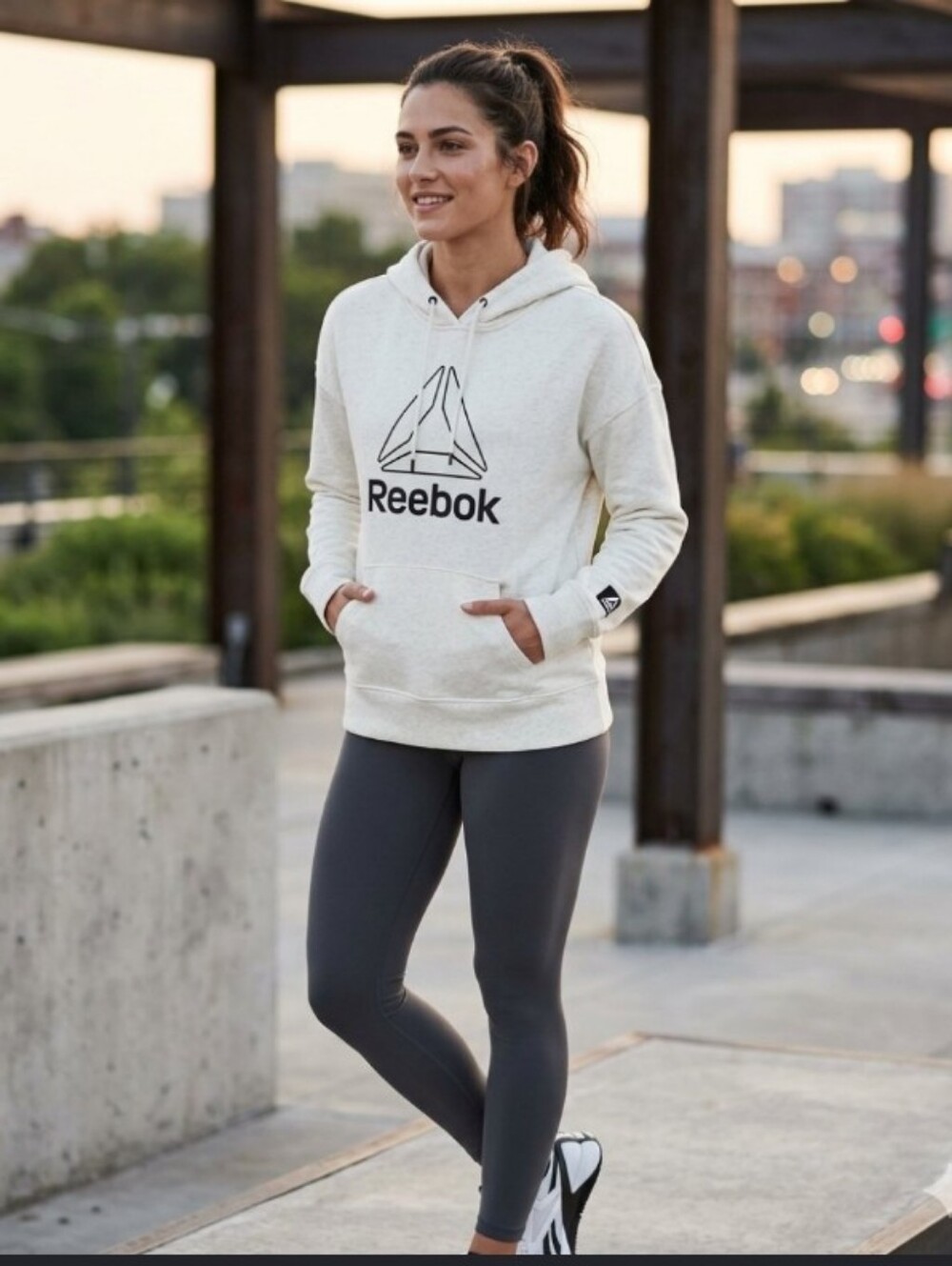 NWT Reebok Delta Large Logo Hoodie XS